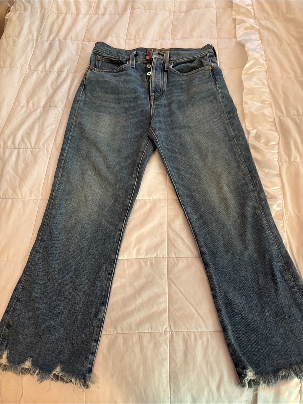 Women’s Point Sur Sz 24 cropped high rise button down jeans. NWOT